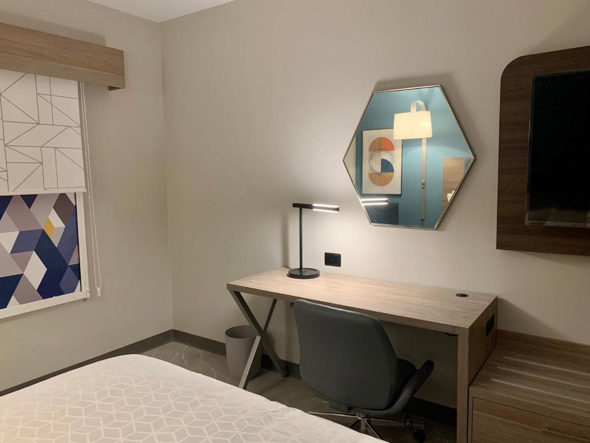 Holiday Inn Express - Guadalajara Vallarta Poniente By Ihg Zapopan Dış mekan fotoğraf