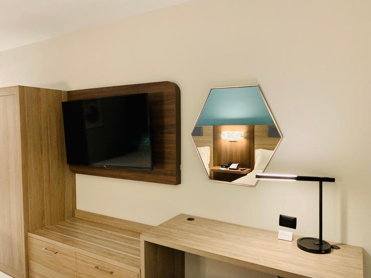 Holiday Inn Express - Guadalajara Vallarta Poniente By Ihg Zapopan Dış mekan fotoğraf